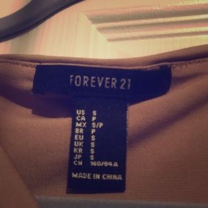 Forever 21 long sleeve dress 👗